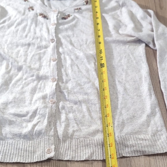 Cream Cardigan Sweater with Round Neckline - Picture 7 of 9